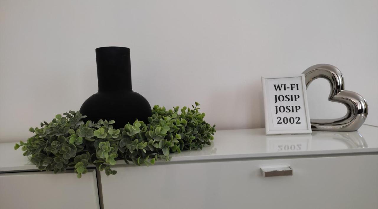 Apartment Josip 2 Tribalj Екстериор снимка